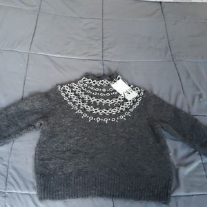 Pull over knit sweater